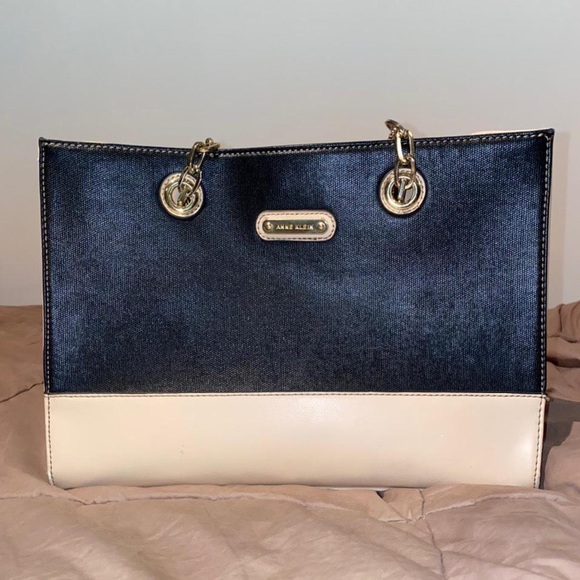 BUNDLE OF 3 ITEMS FOR 65$ 🤯 INSANE DEAL 🤯 - Picture 3 of 4